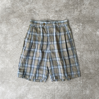3 Tuck Baggy Shorts